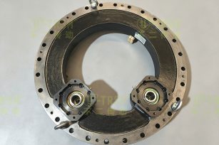 内齿式双齿轮输入直齿回转驱动性能及工况适配介绍
